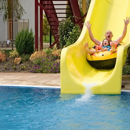 Апартамент Next To Action Aquapark Sunny Слънчев бряг
